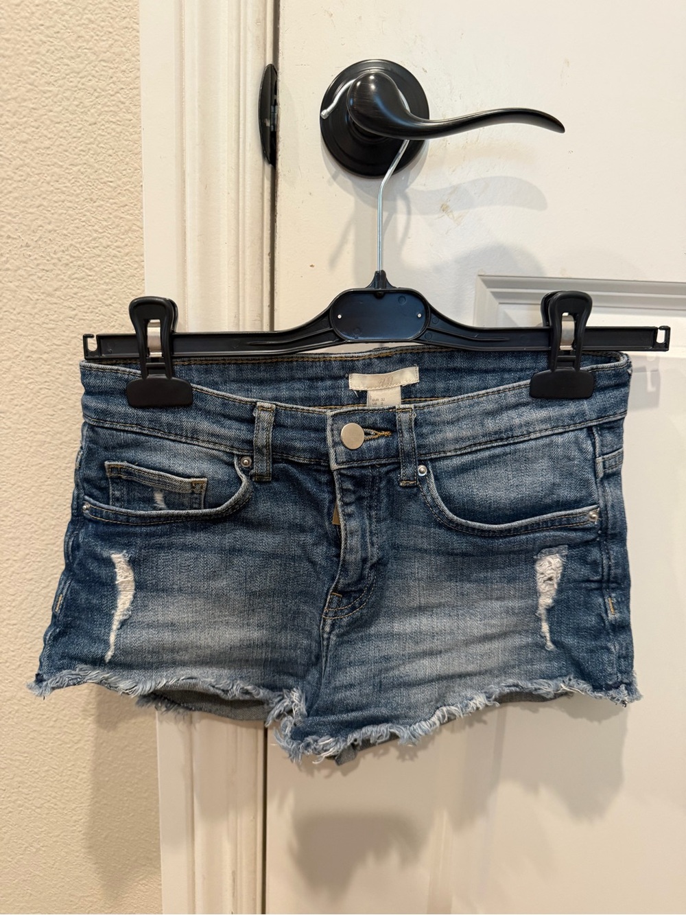 H&M Blue Distressed Frayed Hem Denim Shorts